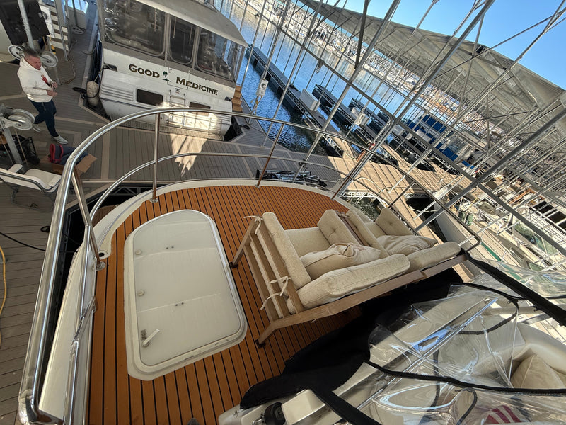 Yacht Rail Rolled With Hulk Roller
